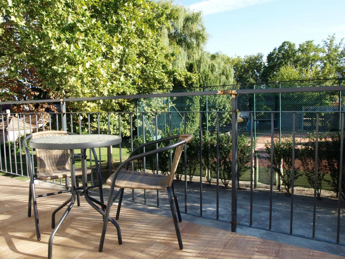 Balatonmáriafürdő Garden Club Panzio B&B 외부 사진