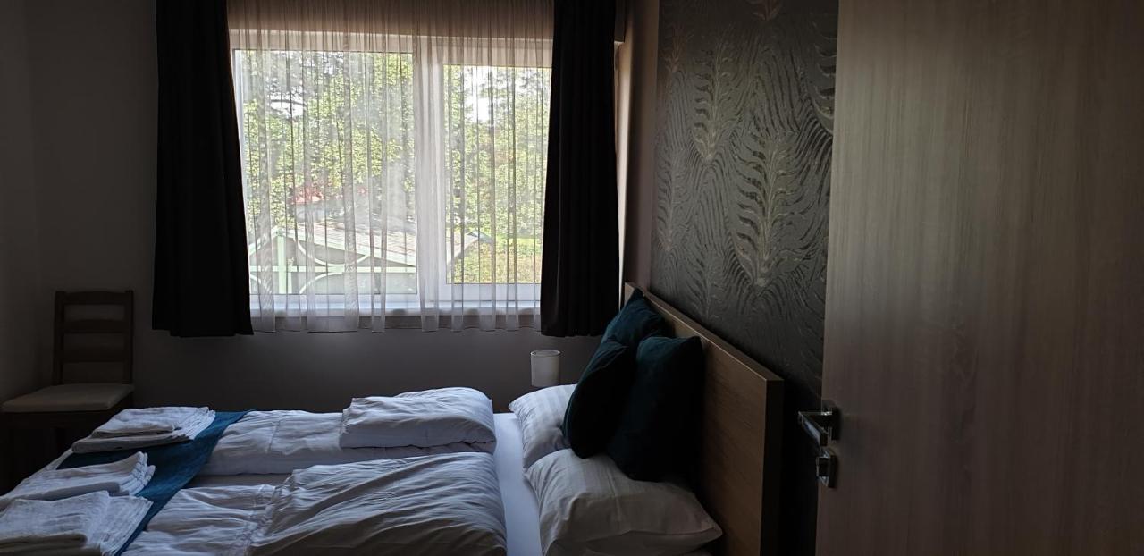 Balatonmáriafürdő Garden Club Panzio B&B 외부 사진