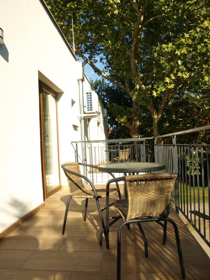 Balatonmáriafürdő Garden Club Panzio B&B 외부 사진