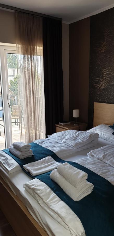 Balatonmáriafürdő Garden Club Panzio B&B 외부 사진