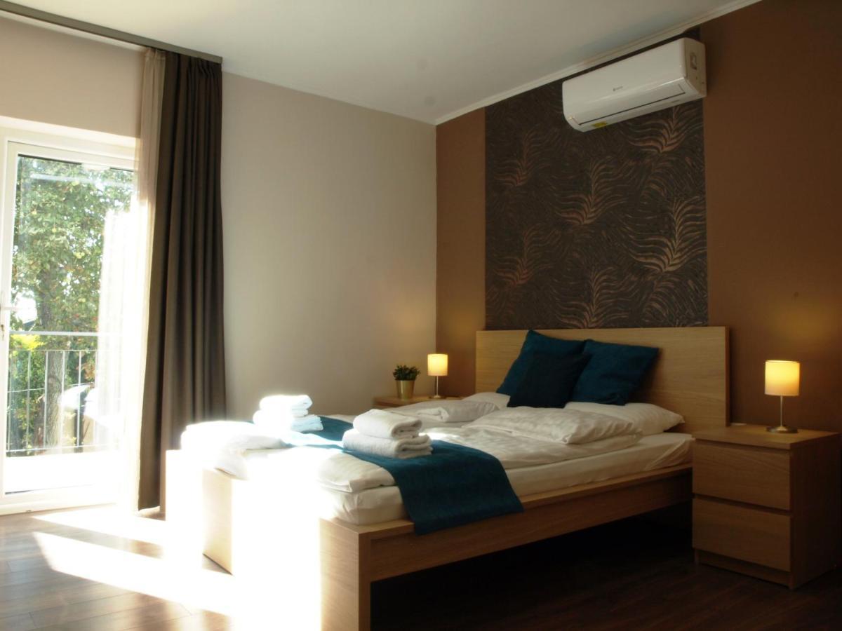 Balatonmáriafürdő Garden Club Panzio B&B 외부 사진