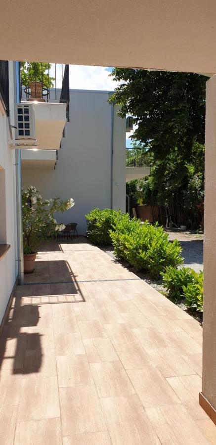 Balatonmáriafürdő Garden Club Panzio B&B 외부 사진